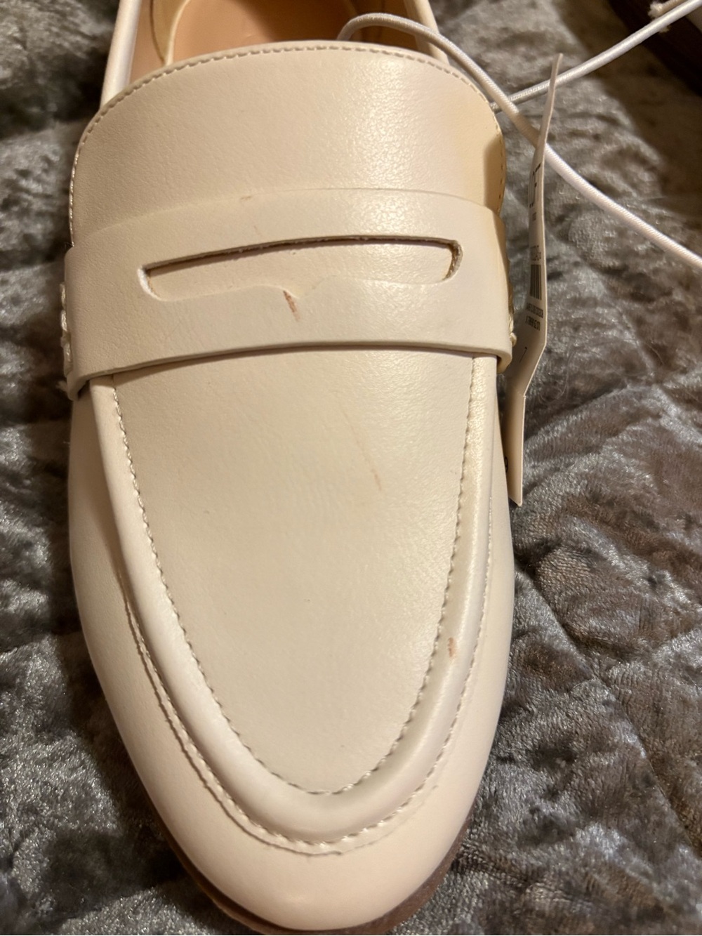 LOFT Cream Leather Penny Loafers — Women's Slip-On Flats LOOK @ PICTURES Scuff - Picture 2 of 5